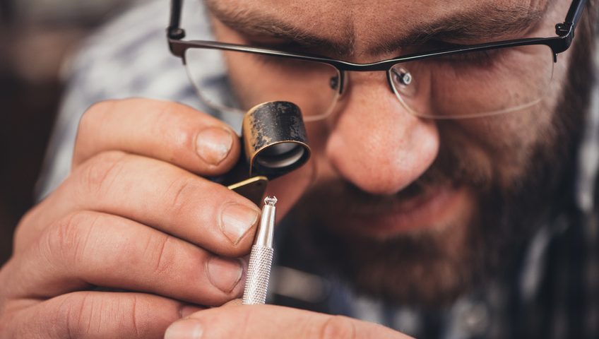 Schmuck kostenlos schätzen lassen