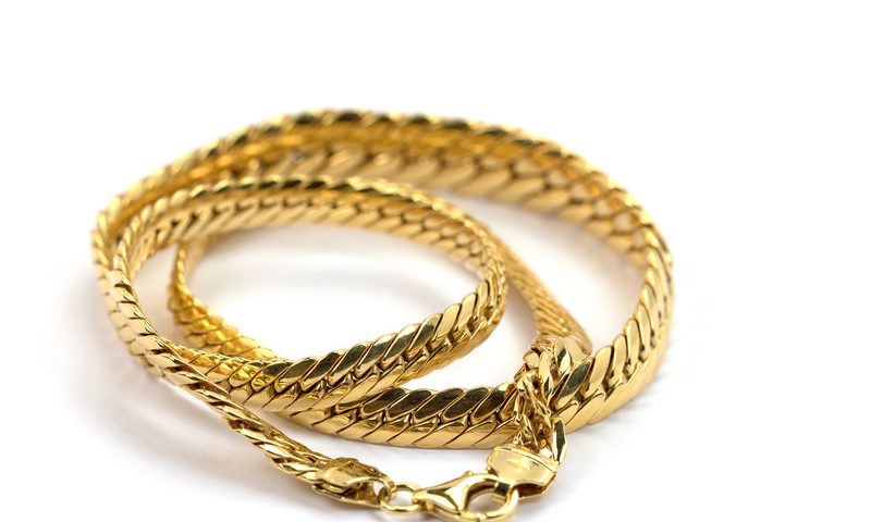 Gebrauchte Goldkette, Fotolia©M. Schuppich